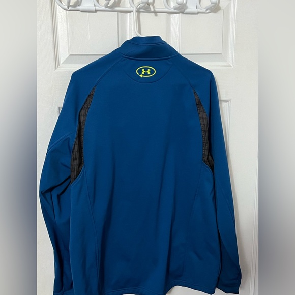 Under Armour Running Jacket - Picture 2 of 6